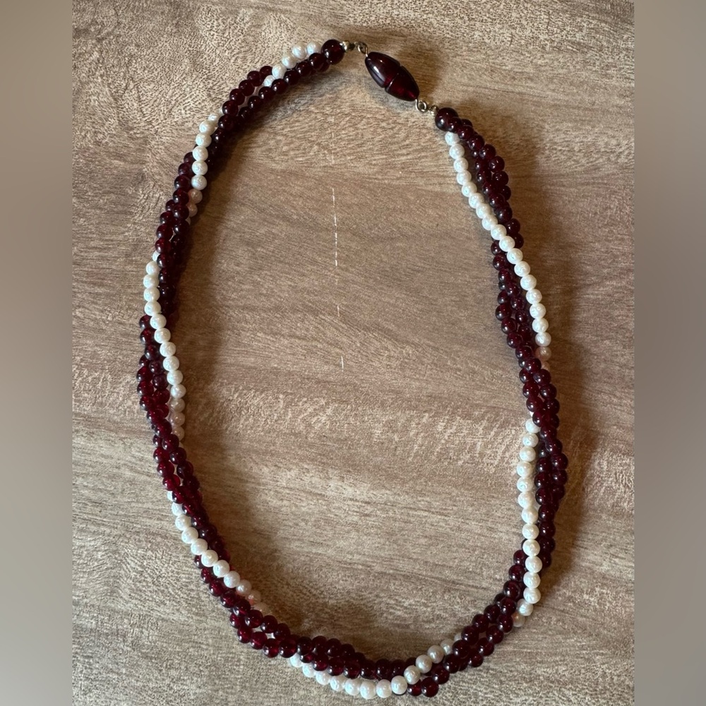 Vintage 80s Avon opulent torsade twist choker Ox Blood Red Pearl Plastic Trend